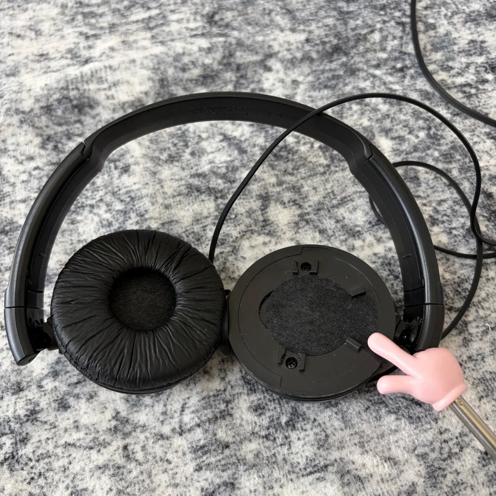 Sony 1-7-1 Wired Headphones Lot of 2 Unisex OS Black Folding On-Ear Tested Works